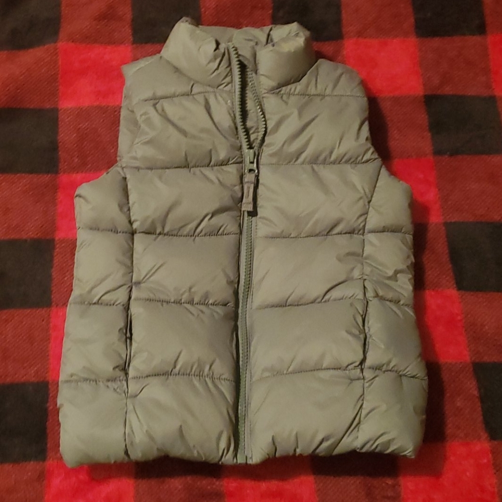 ❄ Girl's Puffer Vest